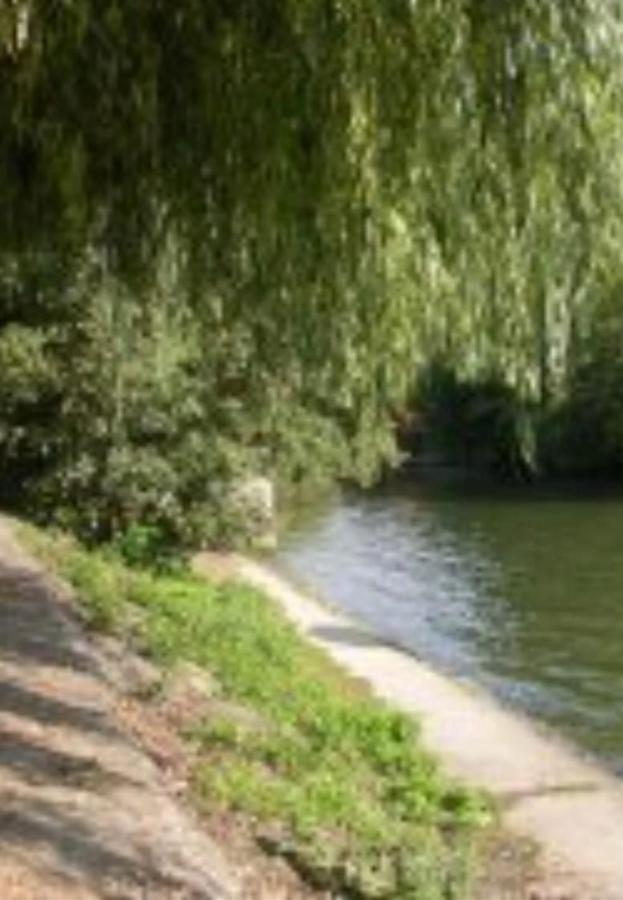 Butry-Sur-Oise Petite Maison Sur Les Traces De Van Gogh מראה חיצוני תמונה