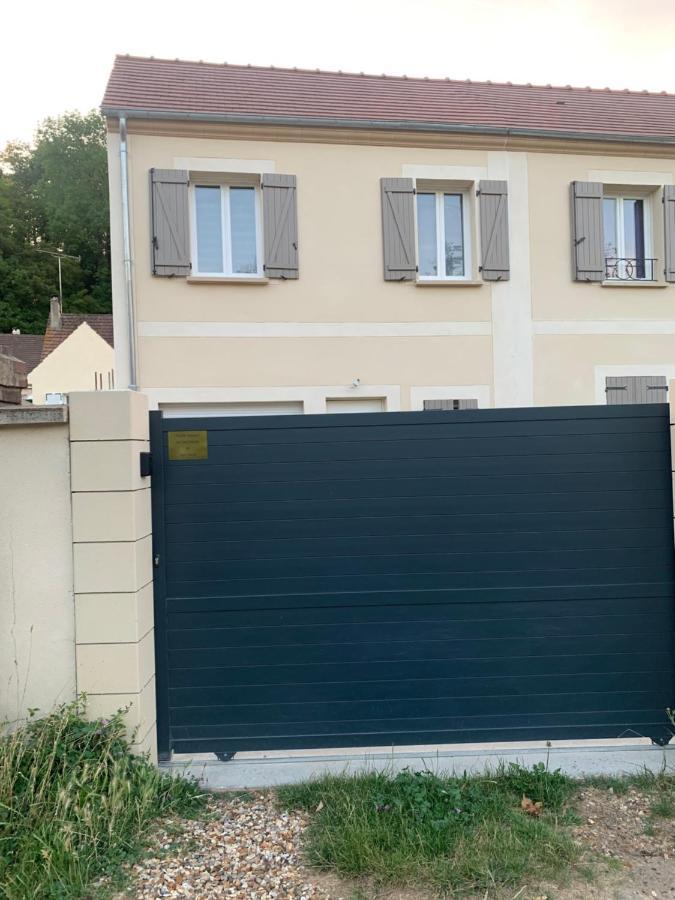 Butry-Sur-Oise Petite Maison Sur Les Traces De Van Gogh מראה חיצוני תמונה